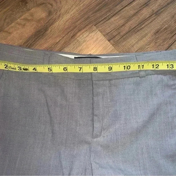 Banana Republic Women’s 0 Short Gray Dress Pants - Picture 3 of 3